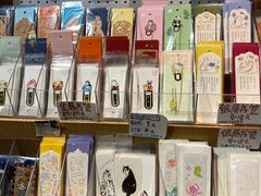 零售区-猫的天空之城概念书店(苏州诚品店)