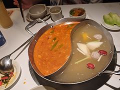 -左庭右院鲜牛肉火锅(金山万达店)
