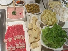 -海底捞火锅鲜切牛肉主题店(长寿路店)