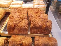 -巴黎贝甜(大宁国际商业广场店)