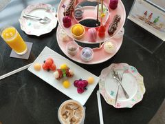 -亚龙湾喜来登·美景台大堂吧