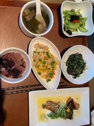 -金鹰国际月子中心(新街口店)