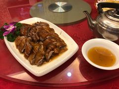 -半岛明珠酒家