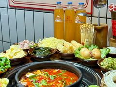 -黔有有贵州酸汤夺夺粉火锅(五味十字店)