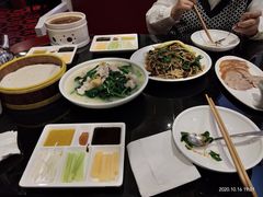 -皇城根·烤鸭·鱼头·家常菜(欧亚大观乐活城店)