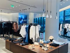 -URBAN REVIVO(上海中庚漫游城店)