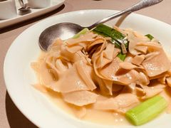 农家笋衣-荣轩(新荣记环球金融中心店)