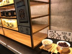 面包甜点陈列柜-太二酸菜鱼(福州泰禾店)