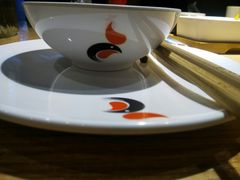 餐具摆设-李子坝梁山鸡(北碚万达五鸡哥店)