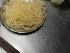 -鹿鸣山草本茶香火锅(园西路店)