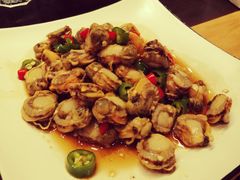 -臻鲜燕海鲜融合餐厅(金陵style店)
