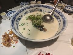 -南京金牛湖巨碗鱼头