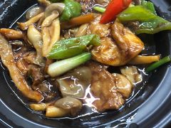 -胡子饮食店