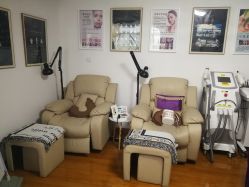 -杉惠素颜美妆皮肤管理中心