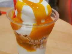豪华杯芒果谷物巴菲-DQ·蛋糕·冰淇淋(科华王府井店)