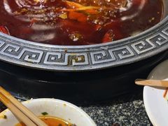 -杨肥肠火锅大排档(火车站花园店)