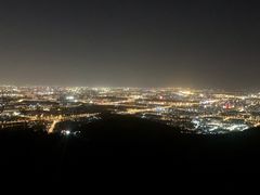 -鬼笑石后山停车场