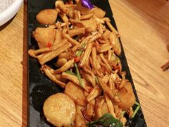 -荟廷·晶萃(陆家嘴尚悦湾店)