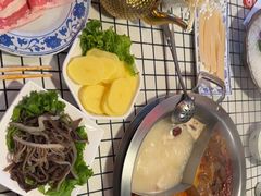 -山悦里 山野·鲜火锅(罗斯福广场店)