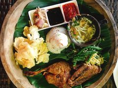 -Pundi Pundi Restaurant