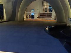 -涨巢·潮玩水疗局