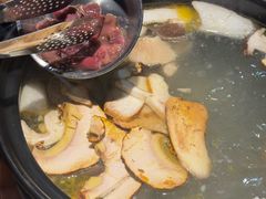 -一朵菌·野生菌探索家火锅(南亚店)