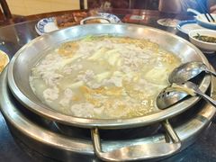 -老来福·非遗酸汤兔(凯旋路店)