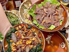 -阿山卓·野生菌火锅·纳西火塘烤肉