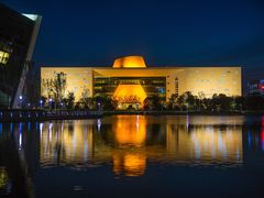 -淄博花灯齐彩城