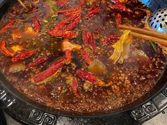 -虎贲三拖八老火锅(洋人街店)