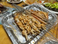 -亨利烧烤(理想山店)