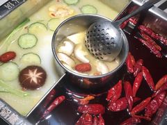 鸳鸯火锅-渝利重庆火锅