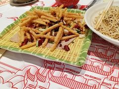 -肥肥虾庄·金牌油焖大虾(杨园滨江时代walk店)