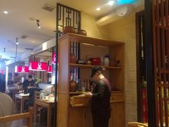 大堂-老佛爷炭火蛙锅直营(清滨路总店)