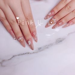 -Pink You美甲美睫纹绣定制中心