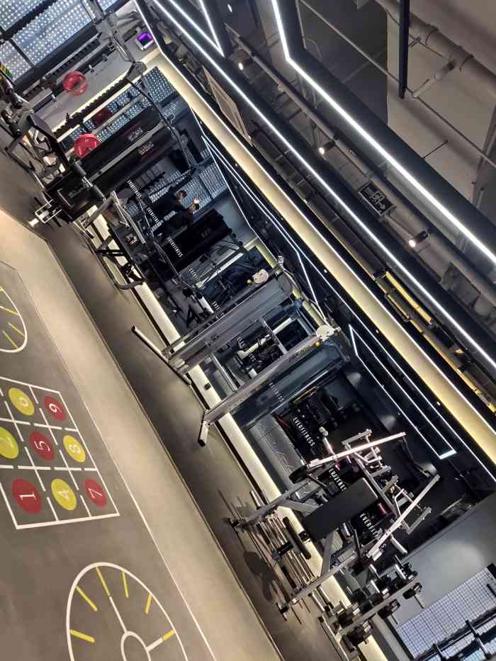 艾威精品健身私教·减脂(万达西地店)-"超级开心的一次体验,感谢大众