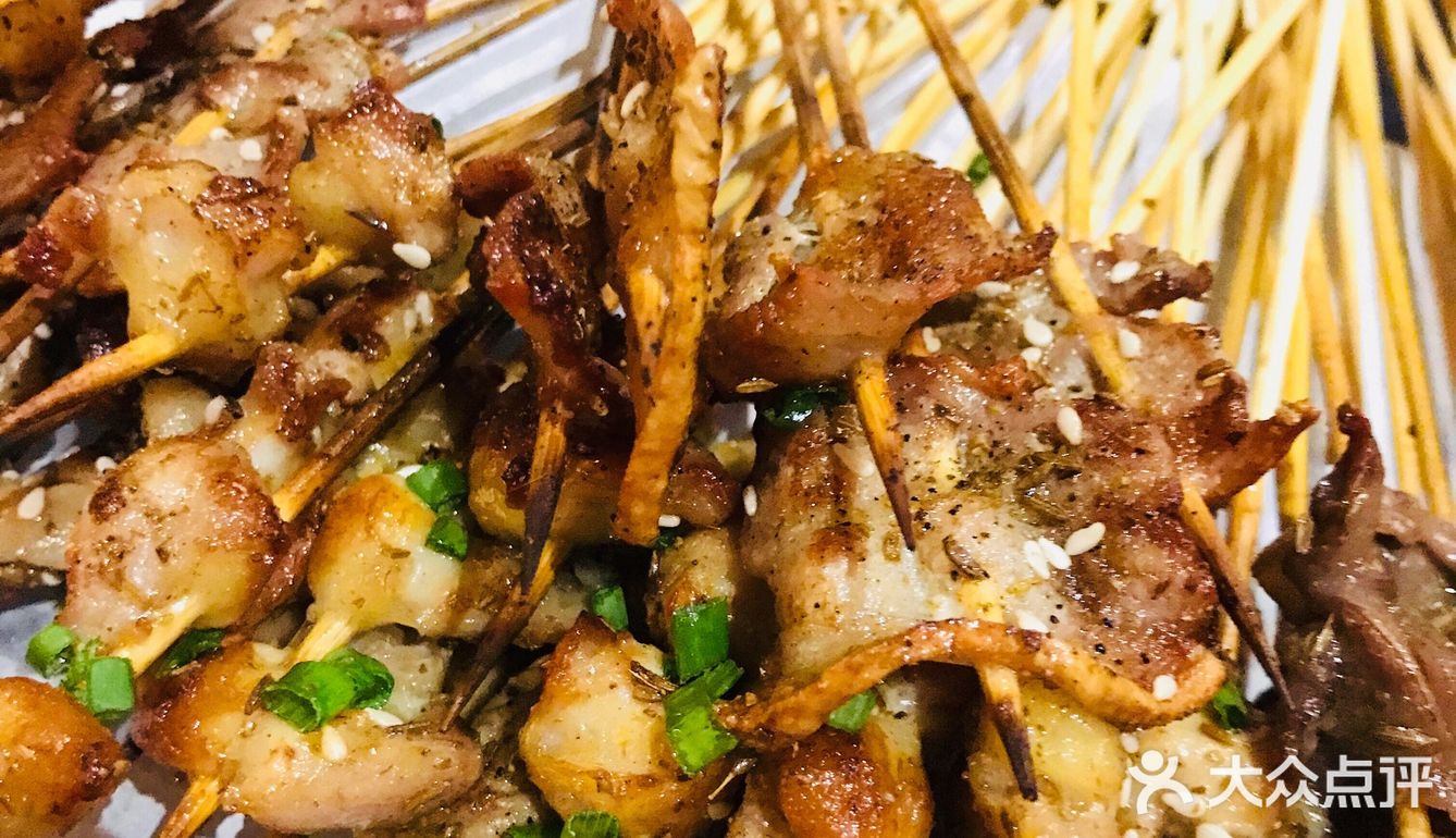 「客串烧烤酒馆」
