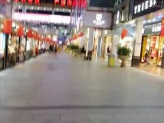 -解放路步行街                