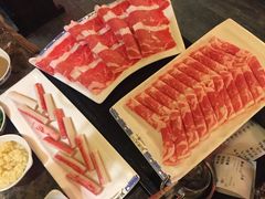 -月满大江经典火锅(任城路店)