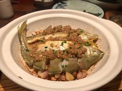 姜葱生焗深海黄鱼-瑶王府·广西菜(金阳路店)