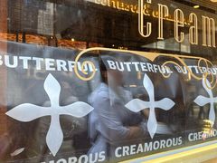 -BUTTERFUL&CREAMOROUS 黄油与面包(三里屯太古里店)