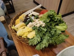 -樾餐厅泰式海鲜火锅(民歌湖店)