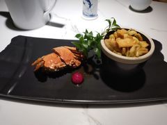 -姜君·千岛湖鱼头馆(浦东大道店)