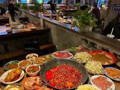 -萍姐火锅·公路夜市(武汉首店)