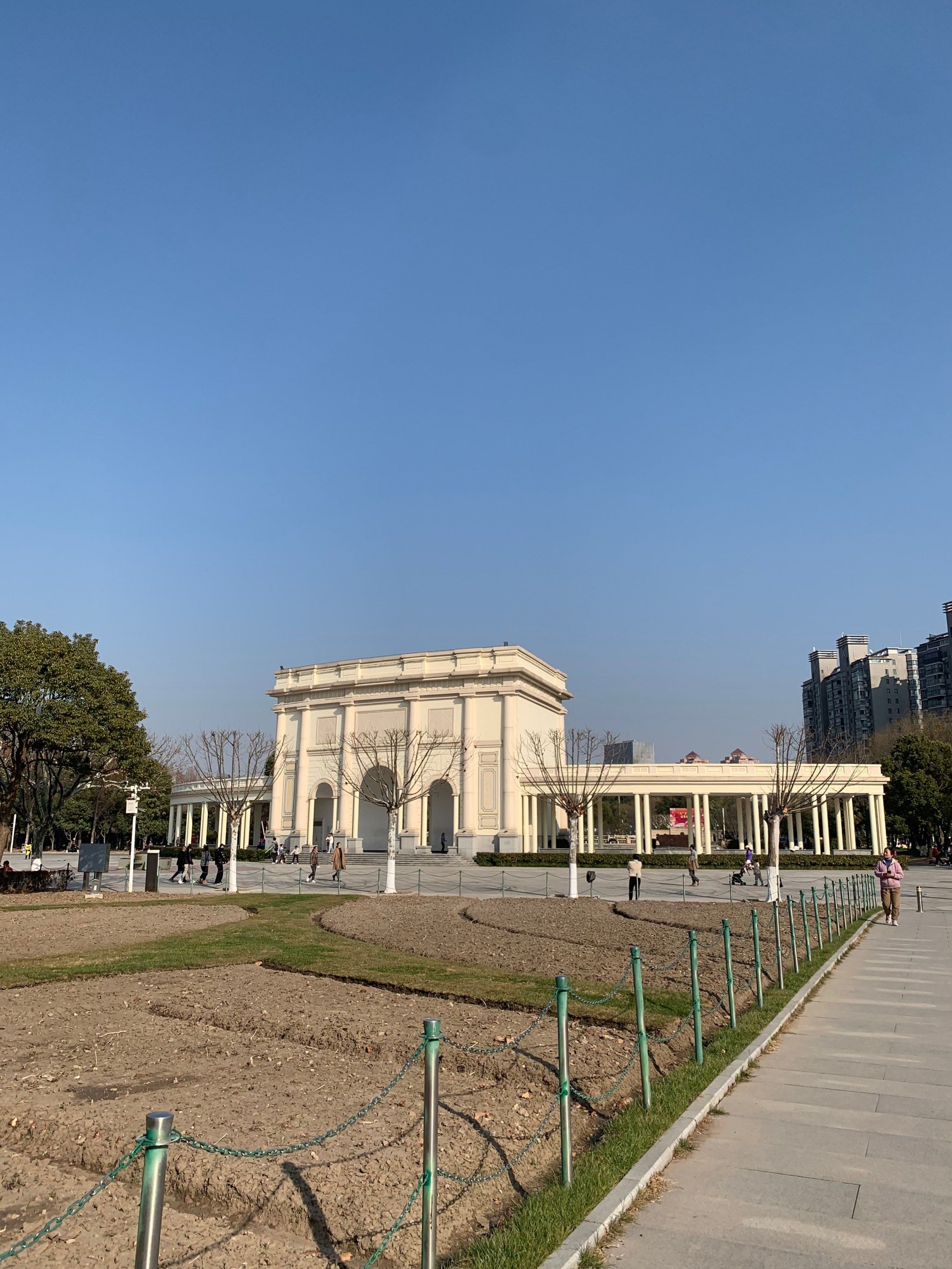 冬日暖阳下的大宁公园