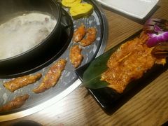 -三人行骨头王火锅(长寿店)