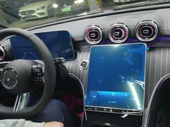 -上海星瀚奔驰4S店(红柳路店)