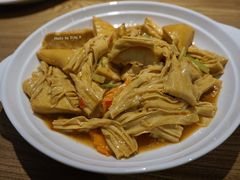腐竹焖豆腐-潮中人·潮州菜(益乐路店)