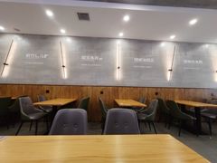 大堂-螺小胖柳州螺蛳粉(钟楼总店)