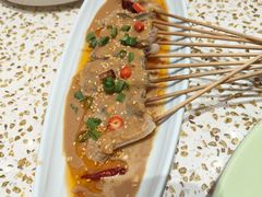 -小董哥烤串·爆汁大油边(故宫店)